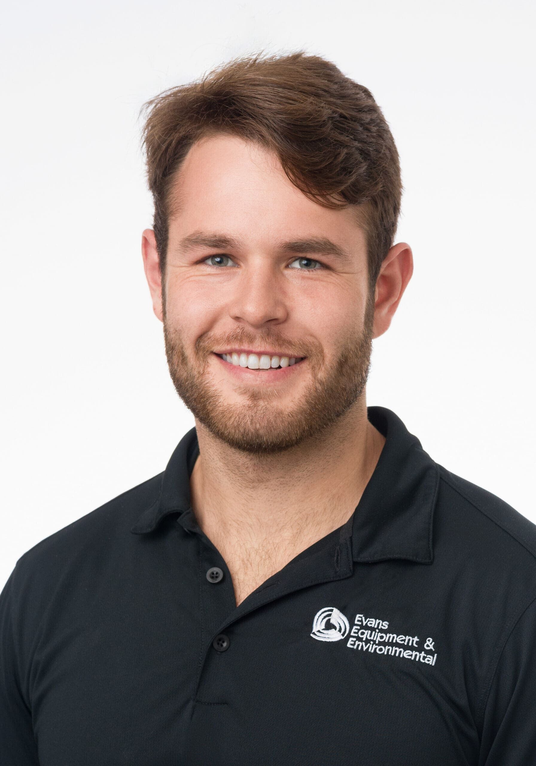 Headshot of Taylor Evans of Evans Industrial